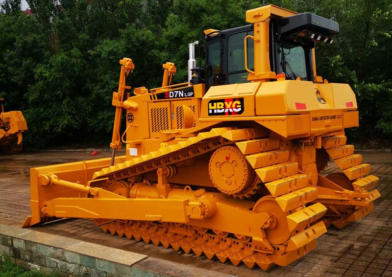 Tips for Using A Bulldozer to Level Land