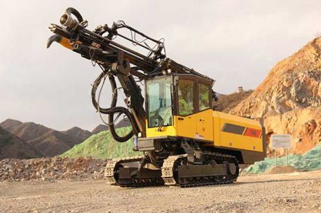 What Is a Jumbo Drilling Rig and How Does It Work in Underground Mining?